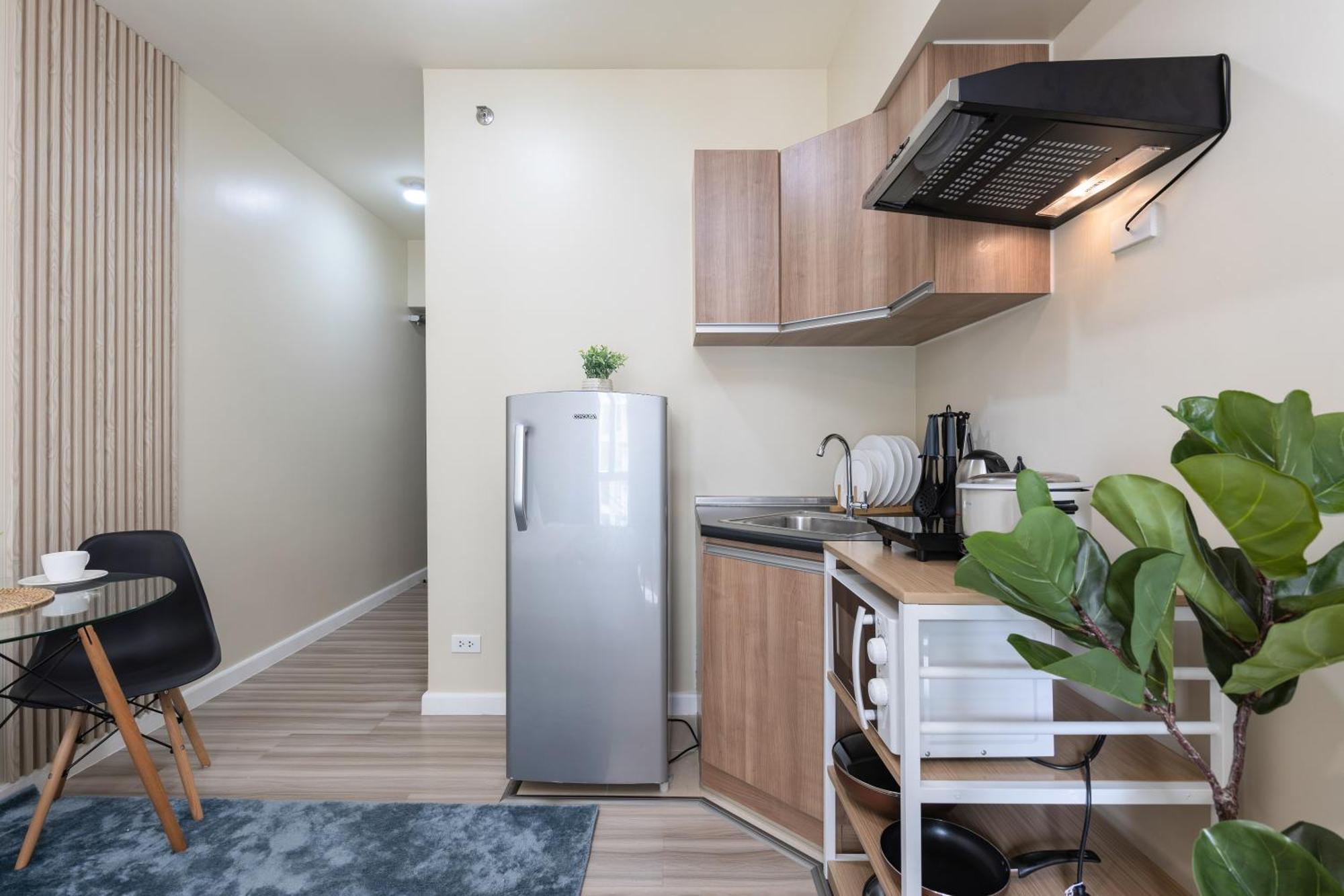 Furnished In It Park With Pool View, Fast Wifi, Netflix And Pool Cebu